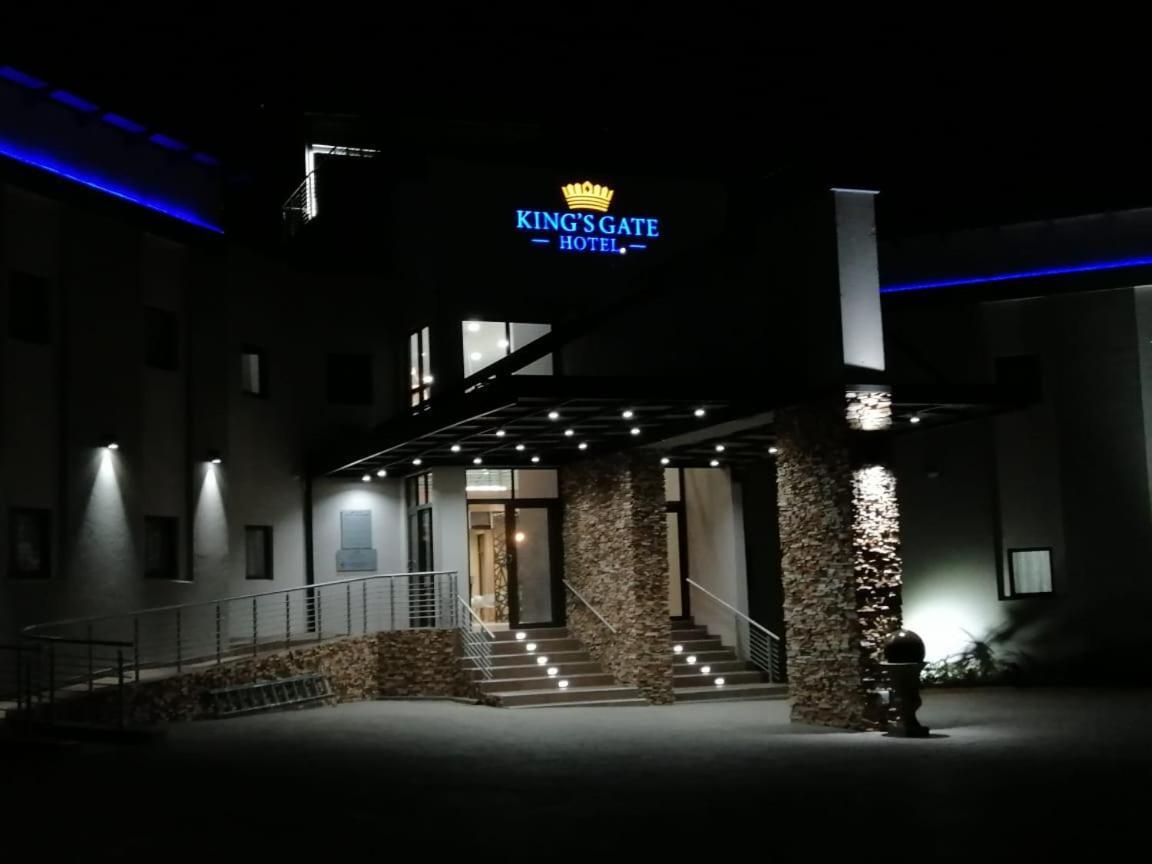 King'S Palace Hotel Rustenburg Esterno foto